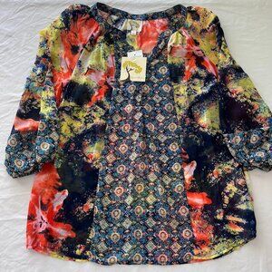 Fig & Flower Top Womens  Blouse